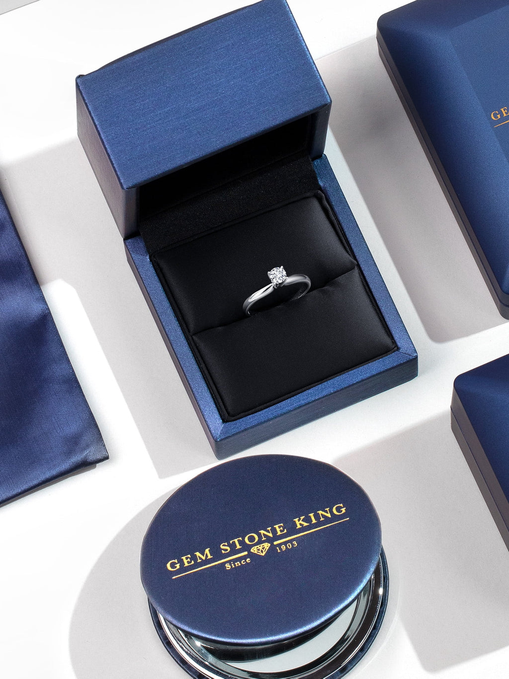 14K White Gold Solitaire Engagement Ring D779646