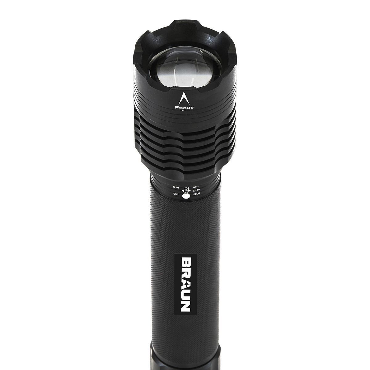 1700 Lumen Zoom LED Flashlight V634315