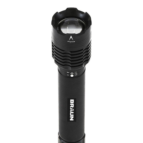 1700 Lumen Zoom LED Flashlight V634315