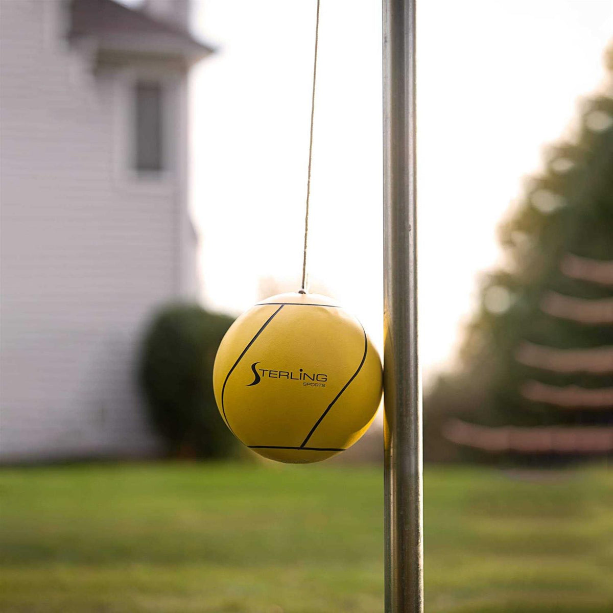 Compact Tetherball Set with Ball and Rope E10069