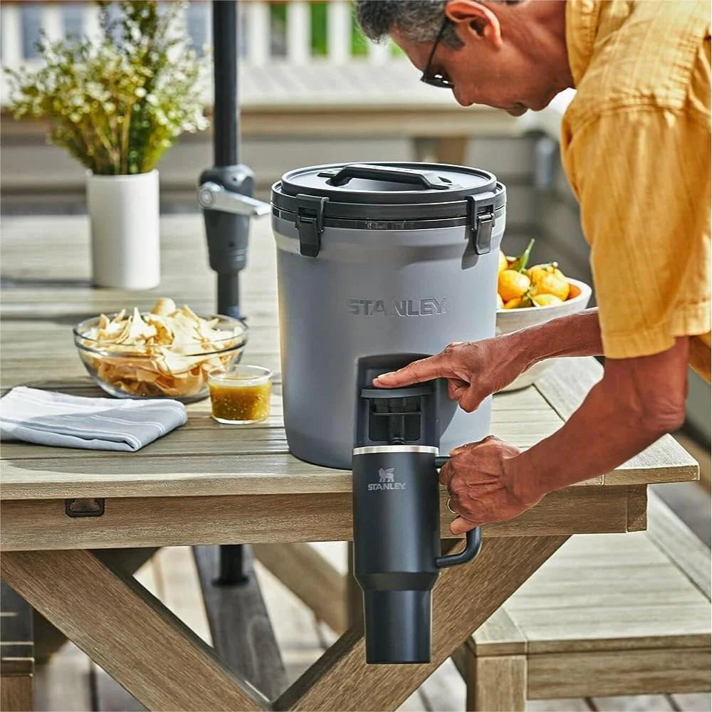 40oz Stainless Steel Vacuum Insulated Tumbler with Lid and Straw M536383