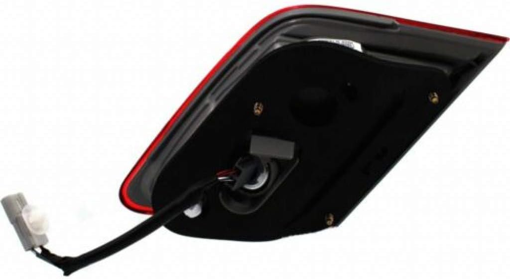 Toyota Camry Tail Light Assembly Passenger Side Inner Pack of 2 M8691