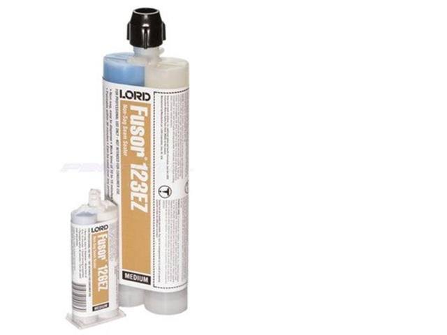10.1 oz Medium-Set Non-Sag Seam Sealer J437