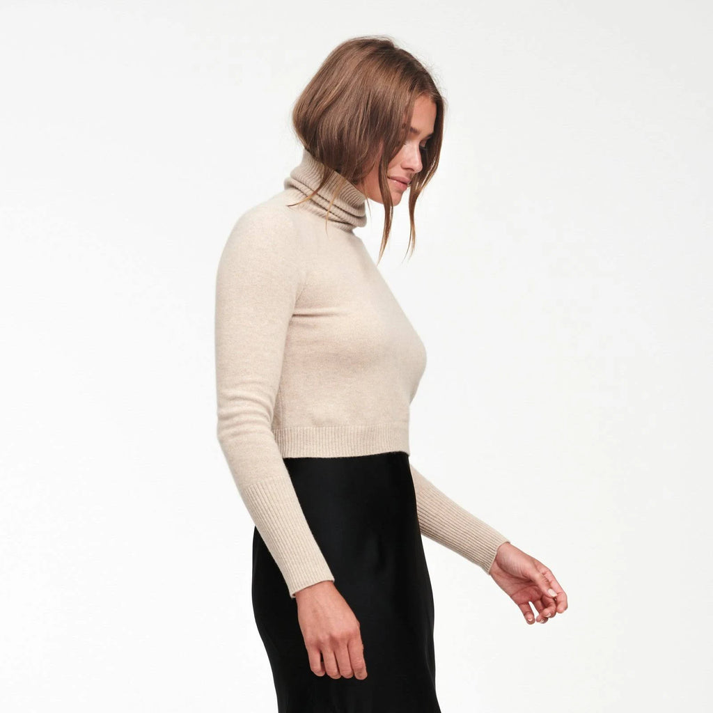 Cashmere Cropped Turtleneck Oatmeal D49624