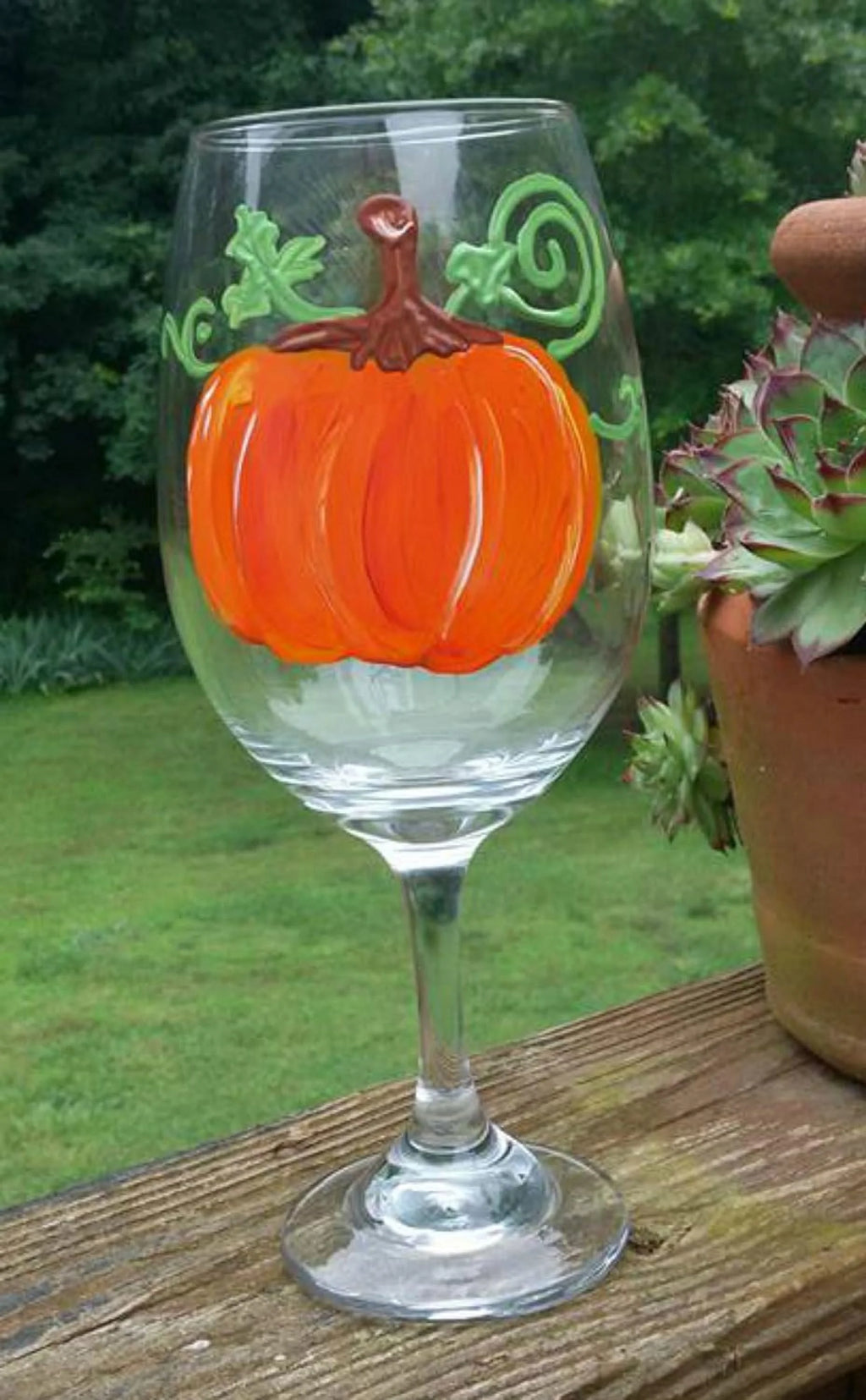 2 Hand Painted Stemmed Wine Glasses Set L636