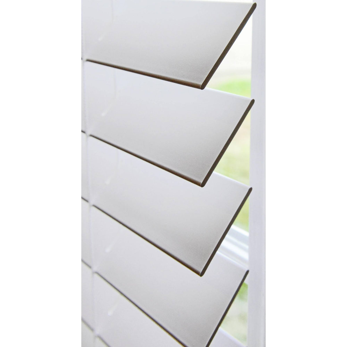 White Faux Wood Blinds C81815