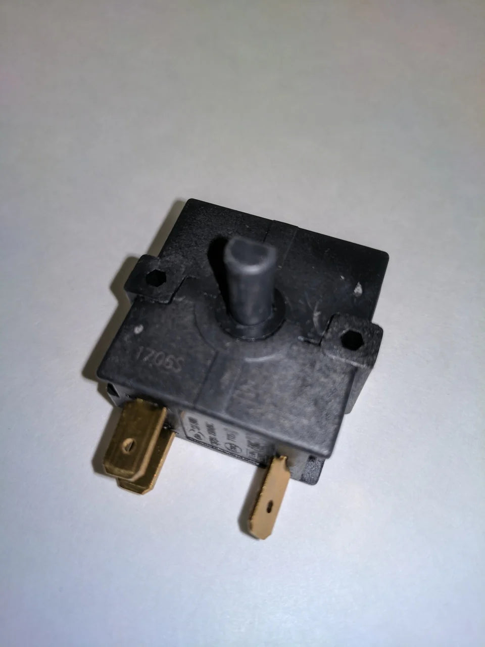 Change Over Switch C352570